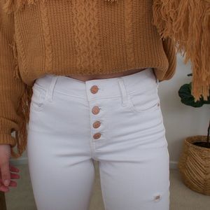 White high waisted jeans